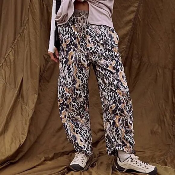 #12 NWT Free People Game Day Printed Pants in Faded Leopard Combo